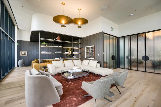 $5,500 | 610 Davis Street, Unit 2708, Austin, TX 78701