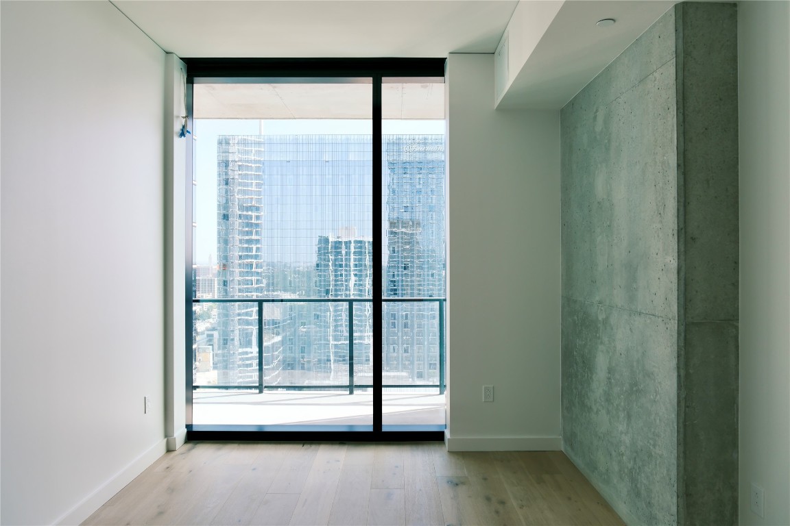 610 Davis Street, Unit 2708 Austin, TX 78701 - Photo 7 of 40 a view of a small space