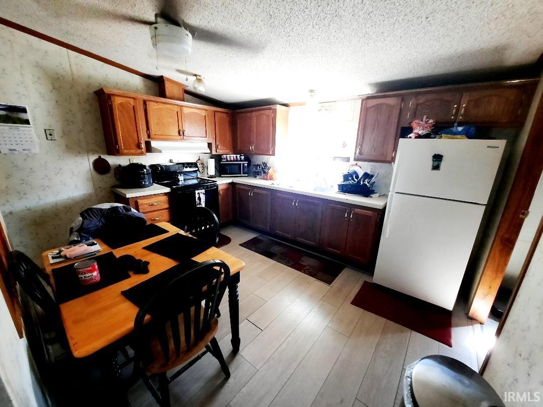 410 North Center Street Eaton, IN 47338 - Photo 4 of 12