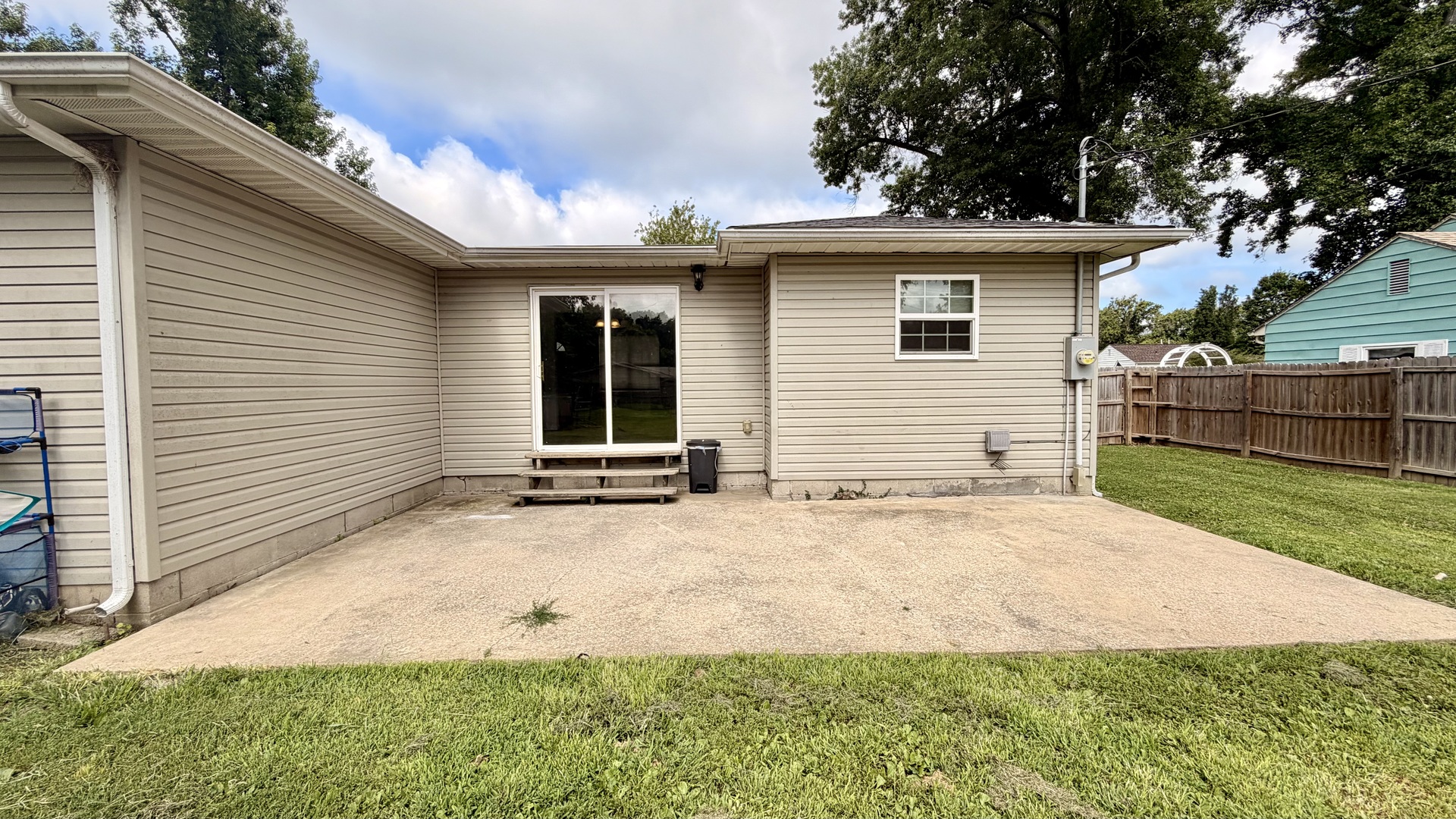 39 Ridge Road Centralia, IL 62801 - Photo 2 of 15