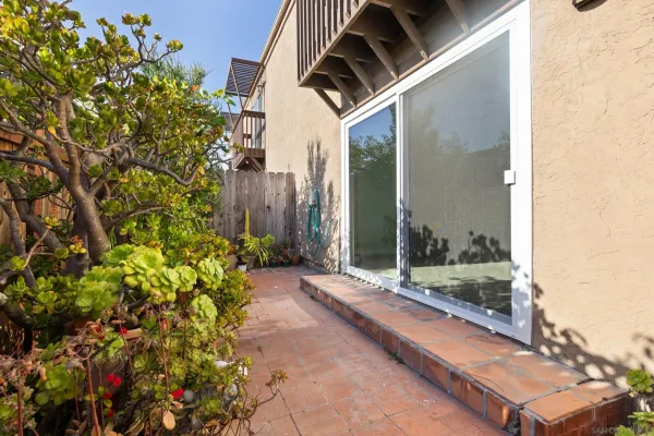 $1,249,000 | 852 Diamond Street, San Diego, CA 92109