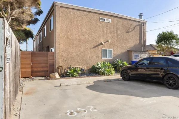 $1,249,000 | 852 Diamond Street, San Diego, CA 92109
