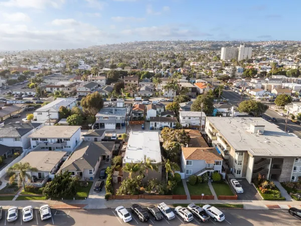 $1,249,000 | 852 Diamond Street, San Diego, CA 92109