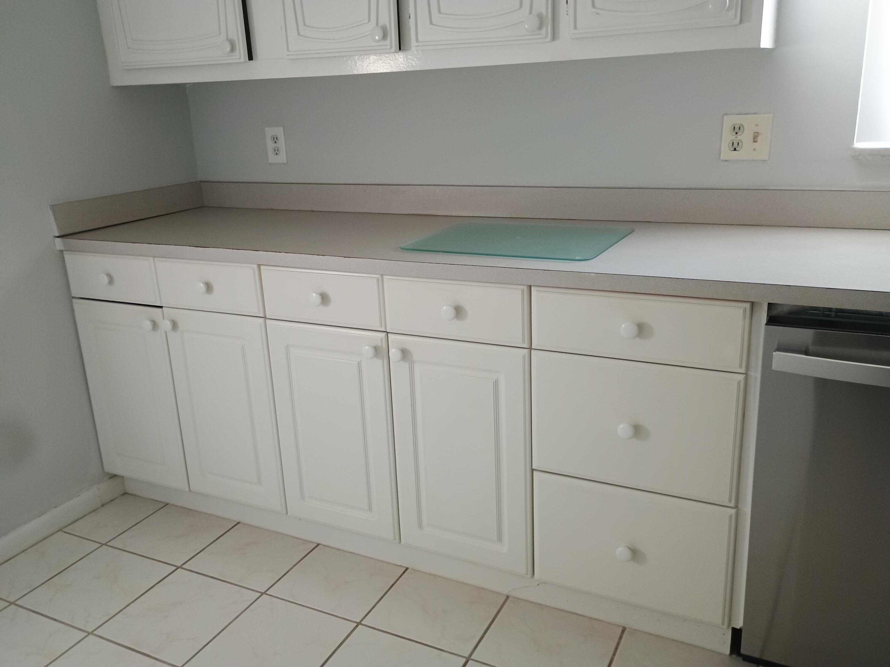 3 Colonial Club Drive, Unit 100 Boynton Beach, FL 33435 - Photo 9 of 26