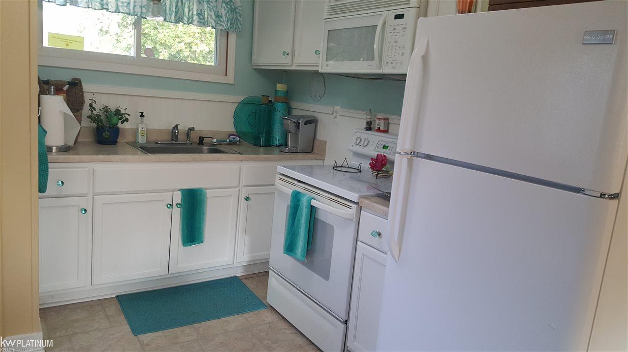 7068 Emerson Road Lexington, MI 48450 - Photo 3 of 8