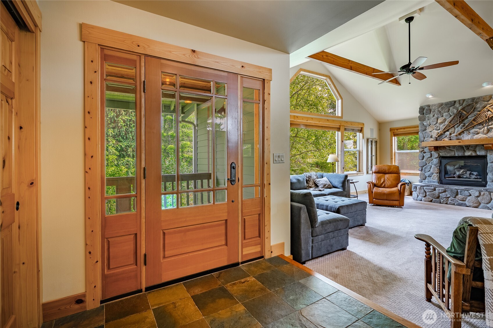 4143 Wynn Road Bellingham, WA 98225 - Photo 3 of 39 Gallery Image 3