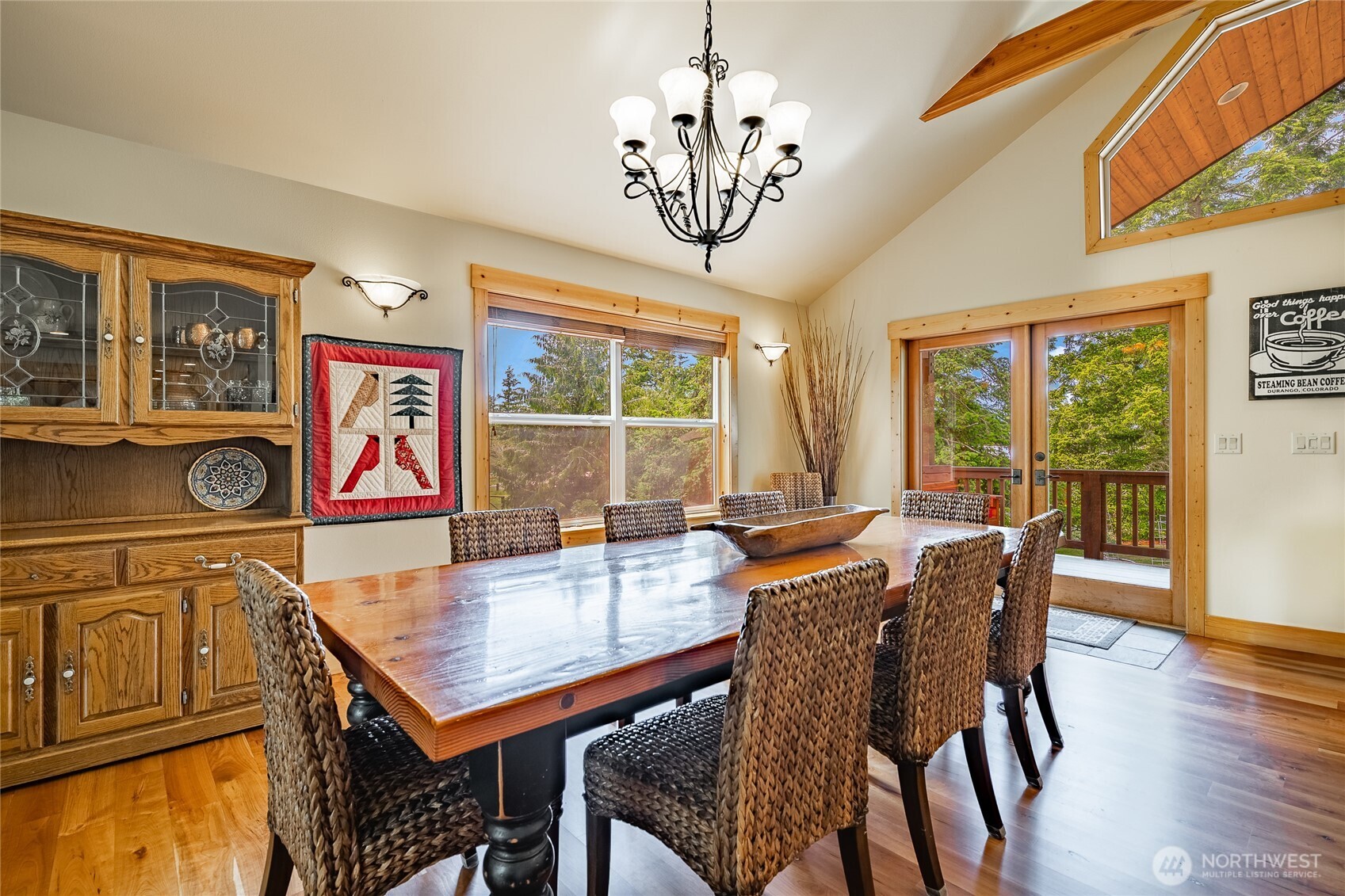 4143 Wynn Road Bellingham, WA 98225 - Photo 8 of 39 Gallery Image 8