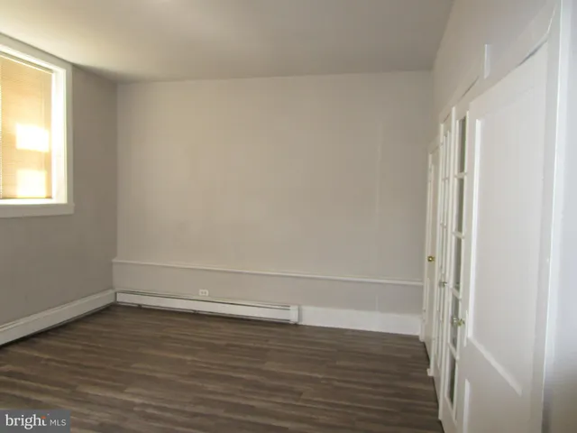 $975 | 5358 Woodland Avenue, Philadelphia, PA 19143