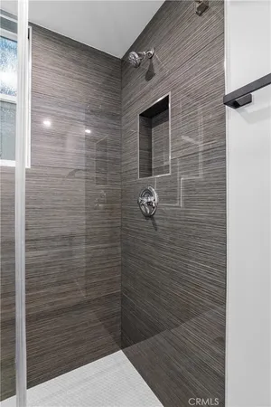 $3,000 | 274 Cliff Drive, Unit 4, Laguna Beach, CA 92651