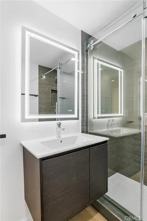 $3,000 | 274 Cliff Drive, Unit 4, Laguna Beach, CA 92651