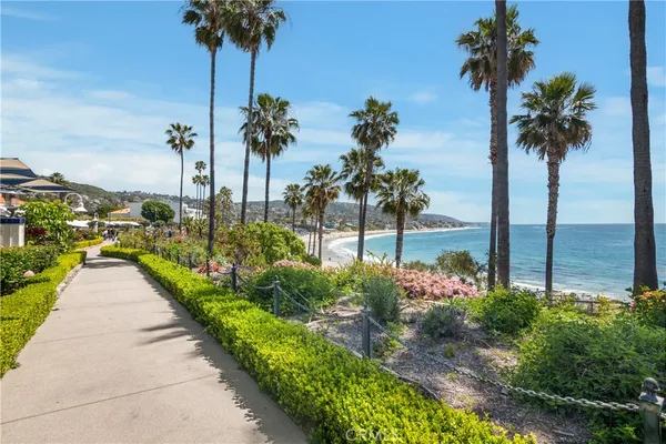 $3,000 | 274 Cliff Drive, Unit 4, Laguna Beach, CA 92651