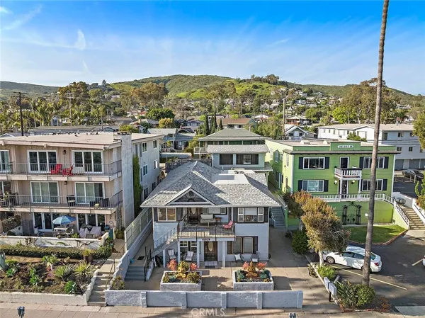 $3,000 | 274 Cliff Drive, Unit 4, Laguna Beach, CA 92651