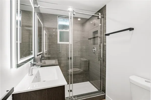 $3,000 | 274 Cliff Drive, Unit 4, Laguna Beach, CA 92651