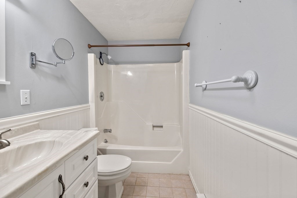 300 Falmouth Road, Unit 14C Mashpee, MA 02649 - Photo 15 of 19 Gallery Image 15