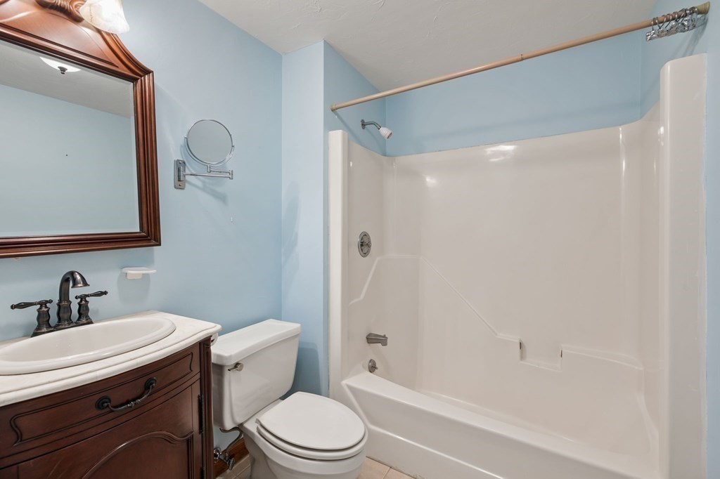 300 Falmouth Road, Unit 14C Mashpee, MA 02649 - Photo 8 of 19 Gallery Image 8