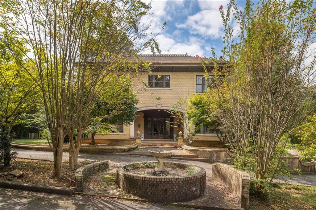 3810 Wieuca Road Northeast Atlanta, GA 30342 - Photo 5 of 11 Gallery Image 5