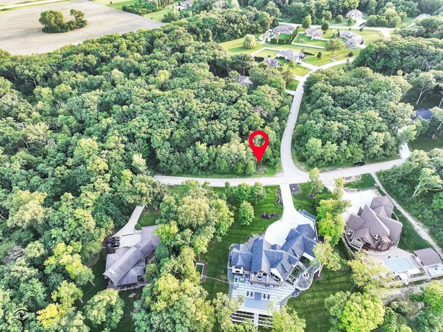 view of outdoor space and yard