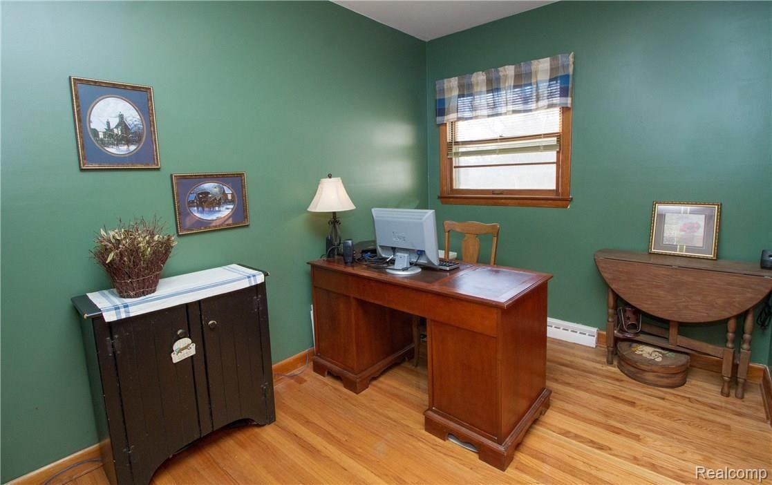 8742 State Road Millington, MI 48746 - Photo 26 of 43 Office1.jpg