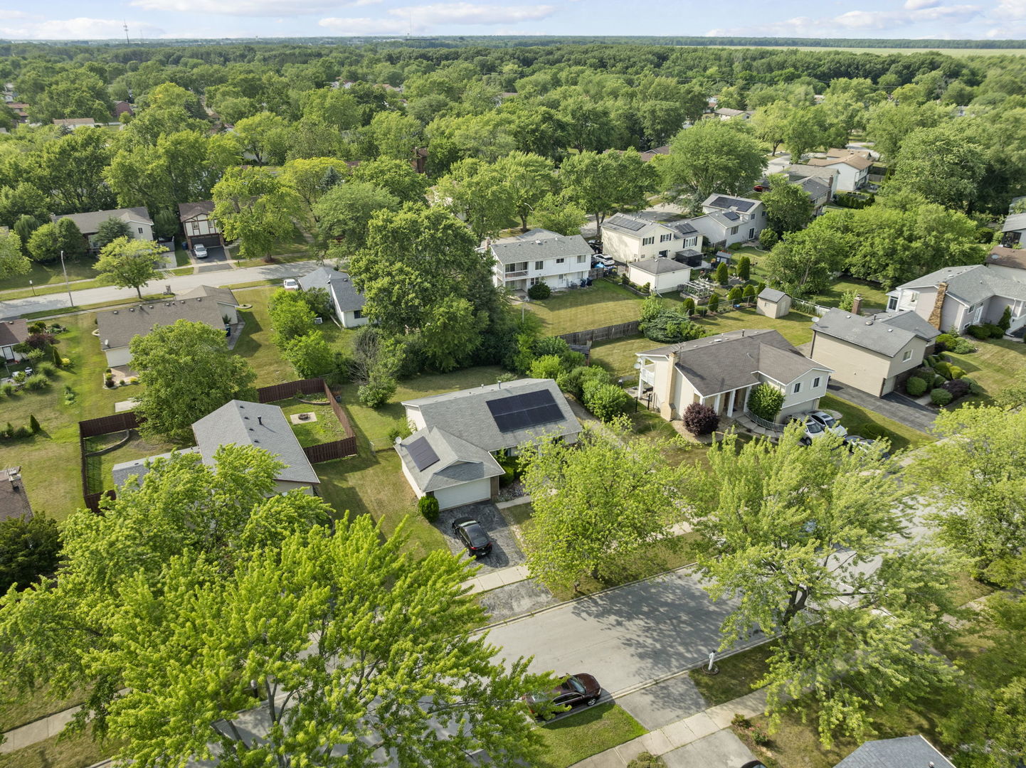 116 Cloverleaf Road Matteson, IL 60443 - Photo 6 of 8 an aerial view of a house with a yard