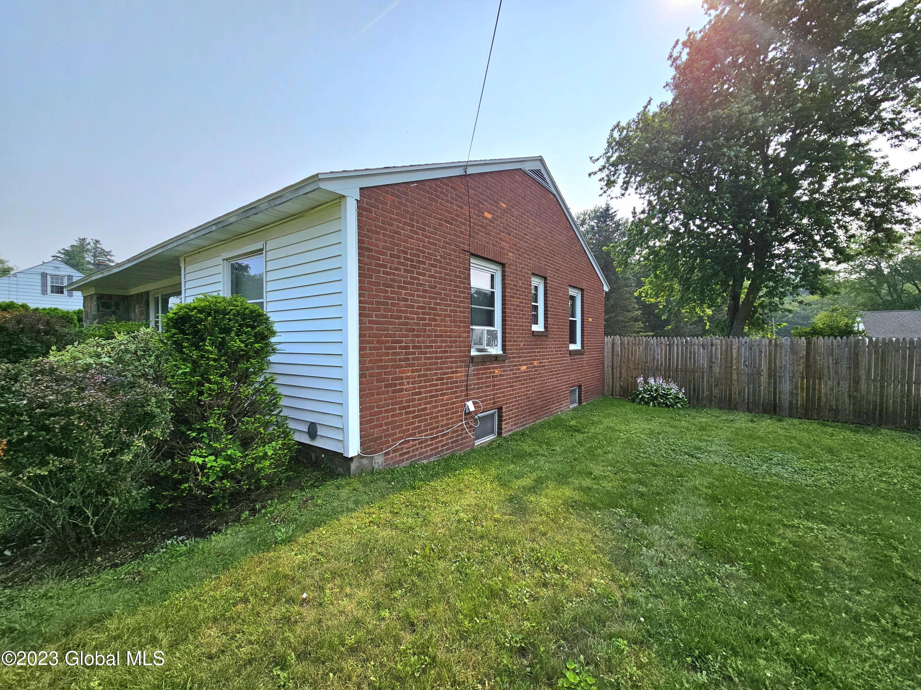 19 Sunset Road Averill Park, NY 12018 - Photo 8 of 40 20230717_164105