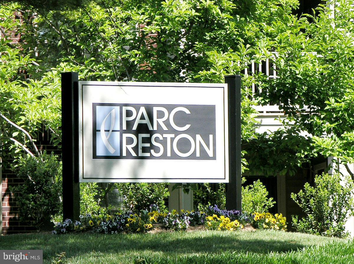 1785 Jonathan Way, Unit B Reston, VA 20190 - Photo 13 of 26 a view of sign board