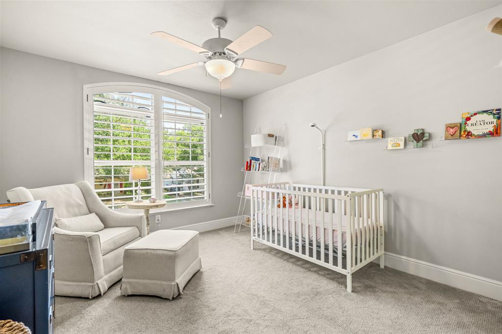 809 Edgefield Road Fort Worth, TX 76107 - Photo 28 of 32