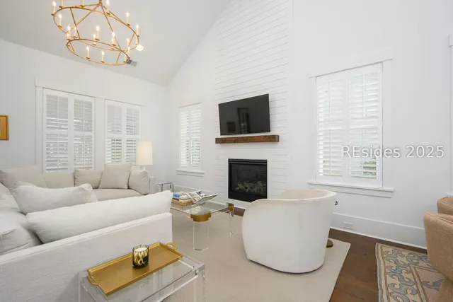 $1,195,000 | 5 Snipe Lane, Bluffton, SC 29910