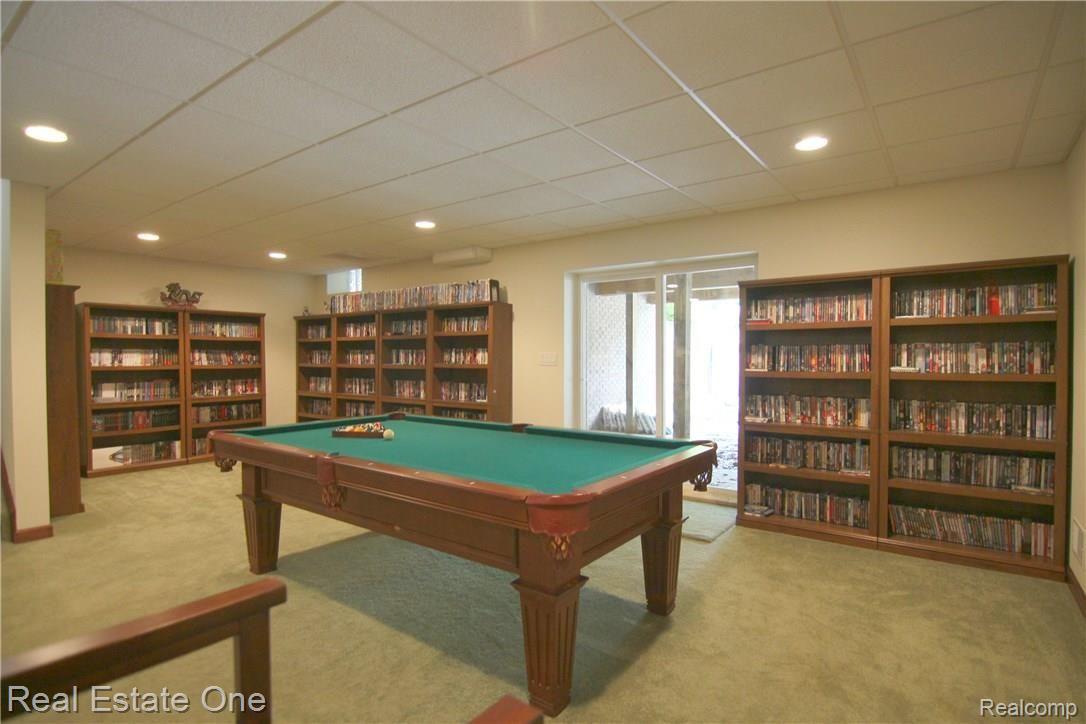 3450 Saddle Ridge Highland, MI 48357 - Photo 30 of 40 Saddle Ridge Basement.jpg
