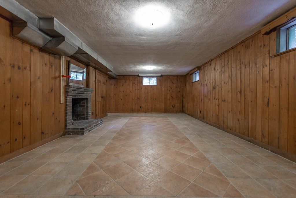 32 Bay State Road Weston, MA 02493 - Photo 22 of 30 a view of an empty room