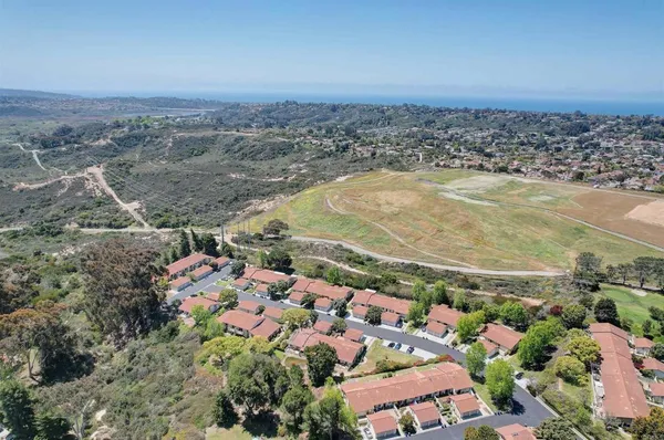 $699,000 | 1982 Fairlee Drive, Encinitas, CA 92024