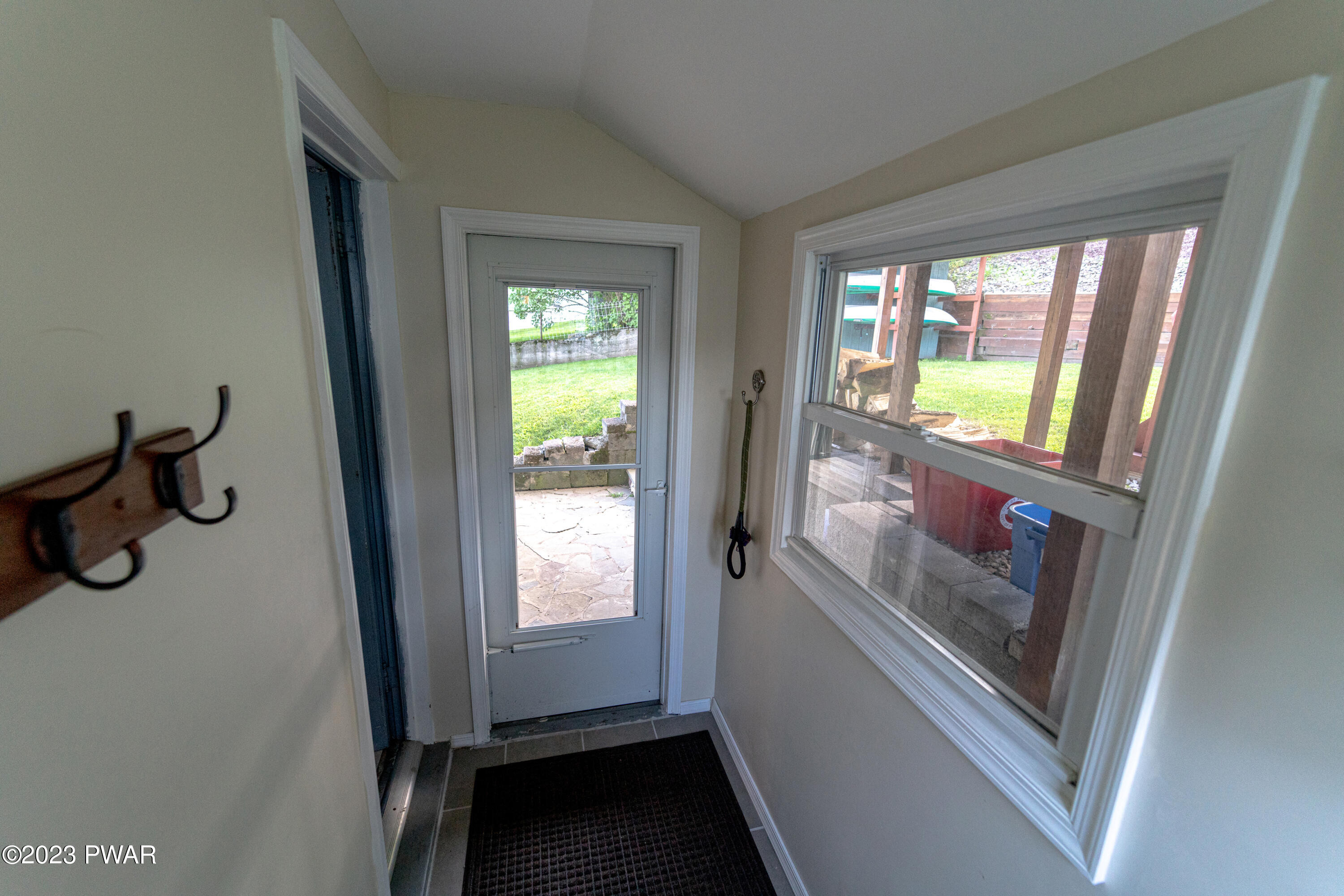 1019 Ridge Avenue Scranton, PA 18510 - Photo 10 of 23