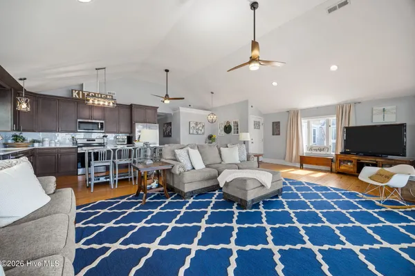 $629,900 | 1513 Bayview Road, Bath, NC 27808