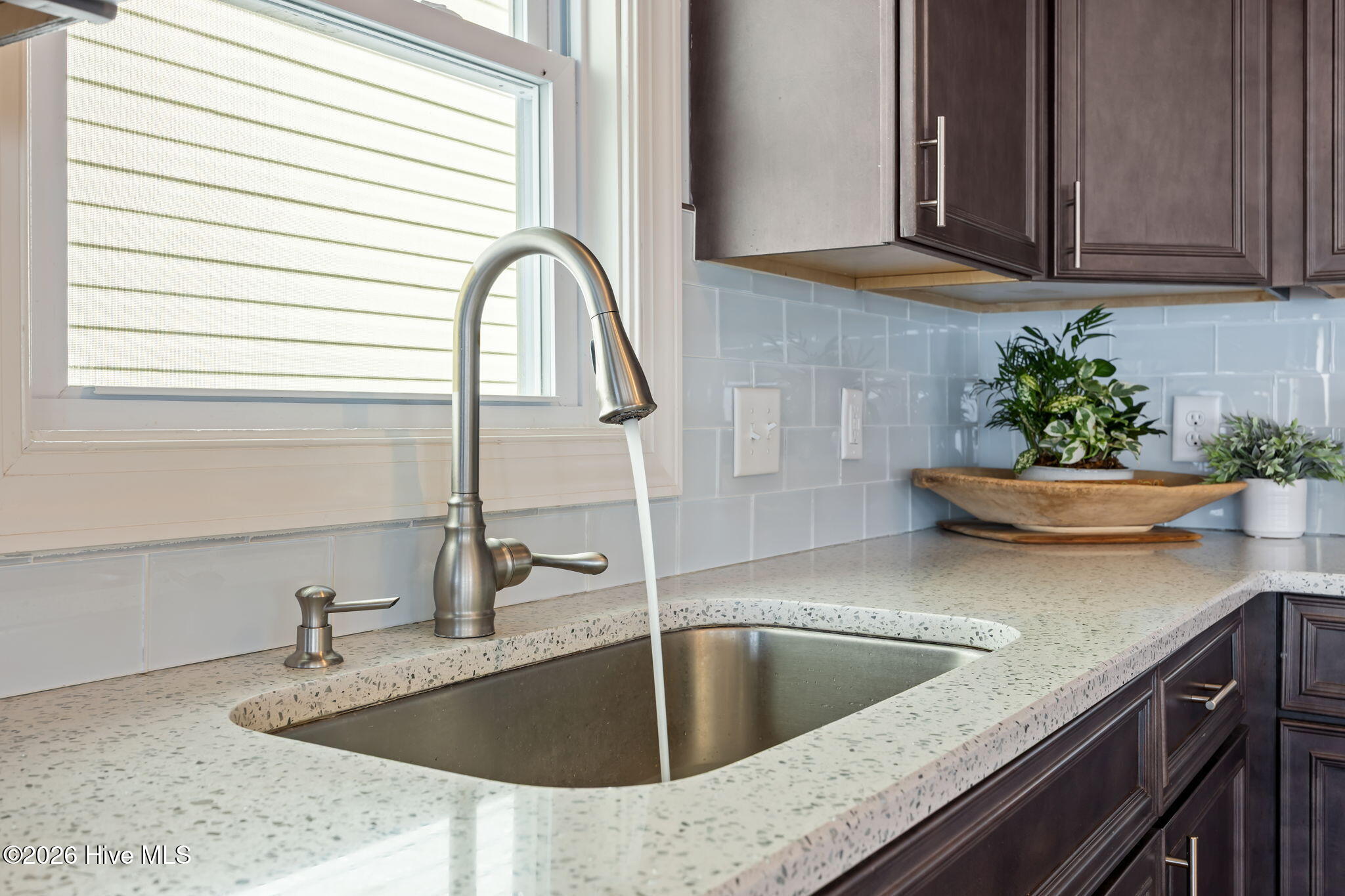 1513 Bayview Road Bath, NC 27808 - Photo 18 of 56 Quartz counters