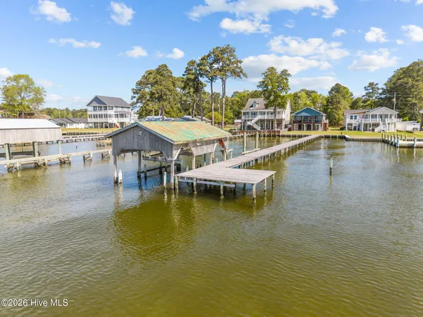 $629,900 | 1513 Bayview Road, Bath, NC 27808