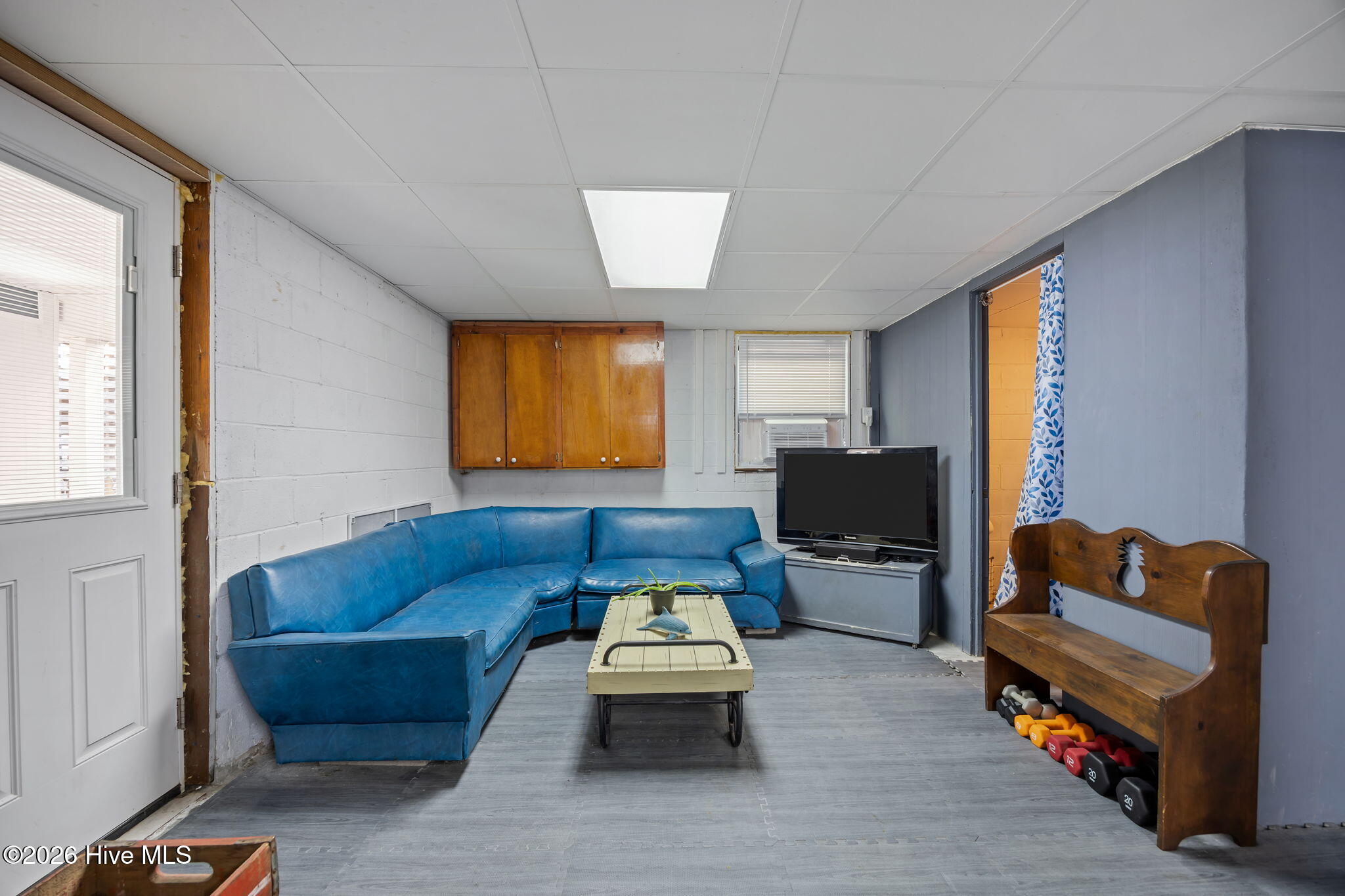 1513 Bayview Road Bath, NC 27808 - Photo 43 of 56 lounge area on lower level