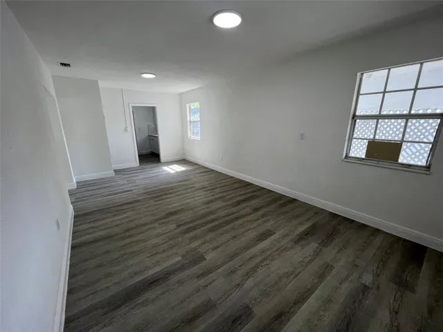 $2,295 | 5615 Southwest 40th Street, West Park, FL 33023