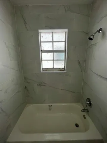 $2,295 | 5615 Southwest 40th Street, West Park, FL 33023