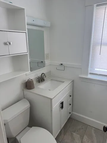 $2,495 | 2 Harding Street, Unit 2, Fitchburg, MA 01420