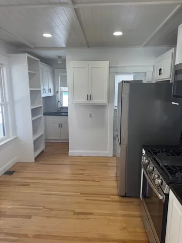 $2,495 | 2 Harding Street, Unit 2, Fitchburg, MA 01420