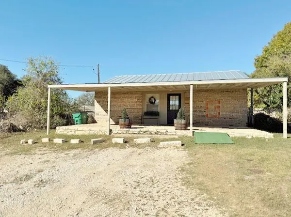 a view of a house with a outdoor space