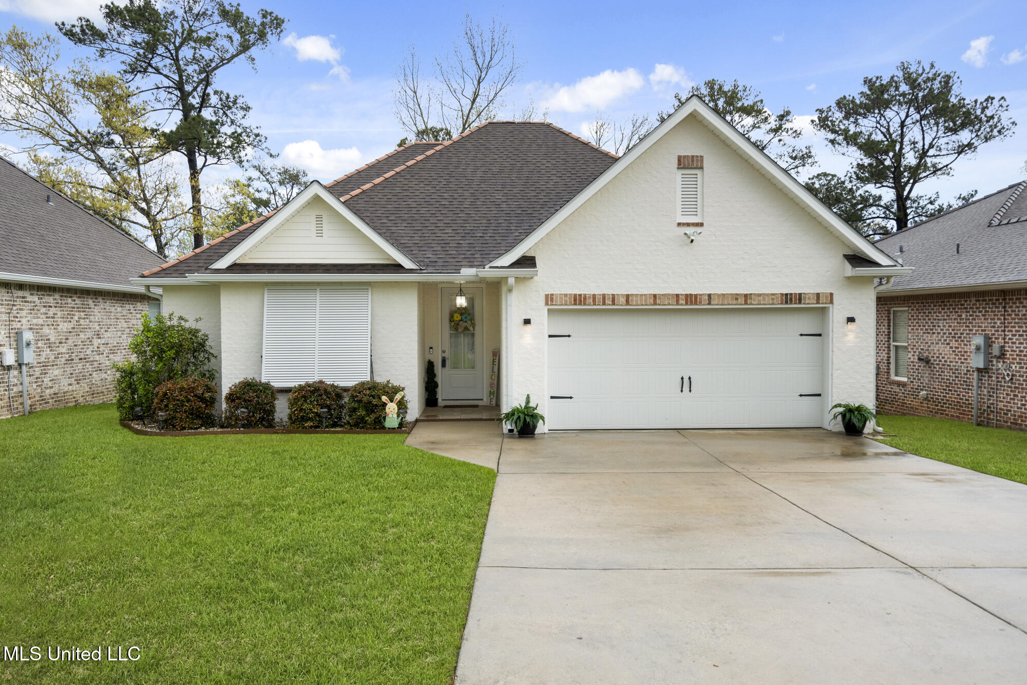 87108 Highpoint Drive Diamondhead, MS 39525 - Photo 1 of 34 87108 Highpoint Drive