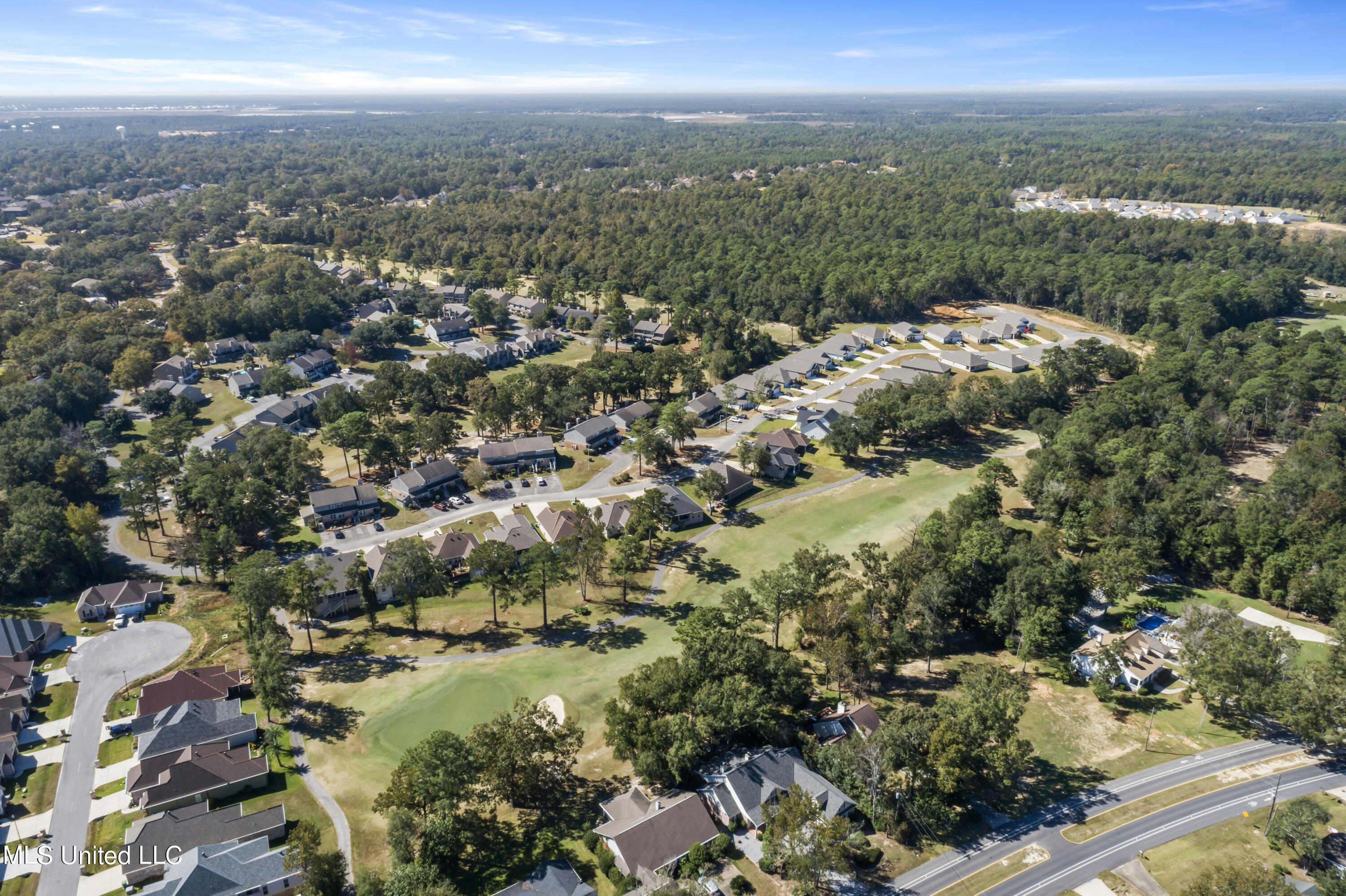 87108 Highpoint Drive Diamondhead, MS 39525 - Photo 26 of 34 Aerial