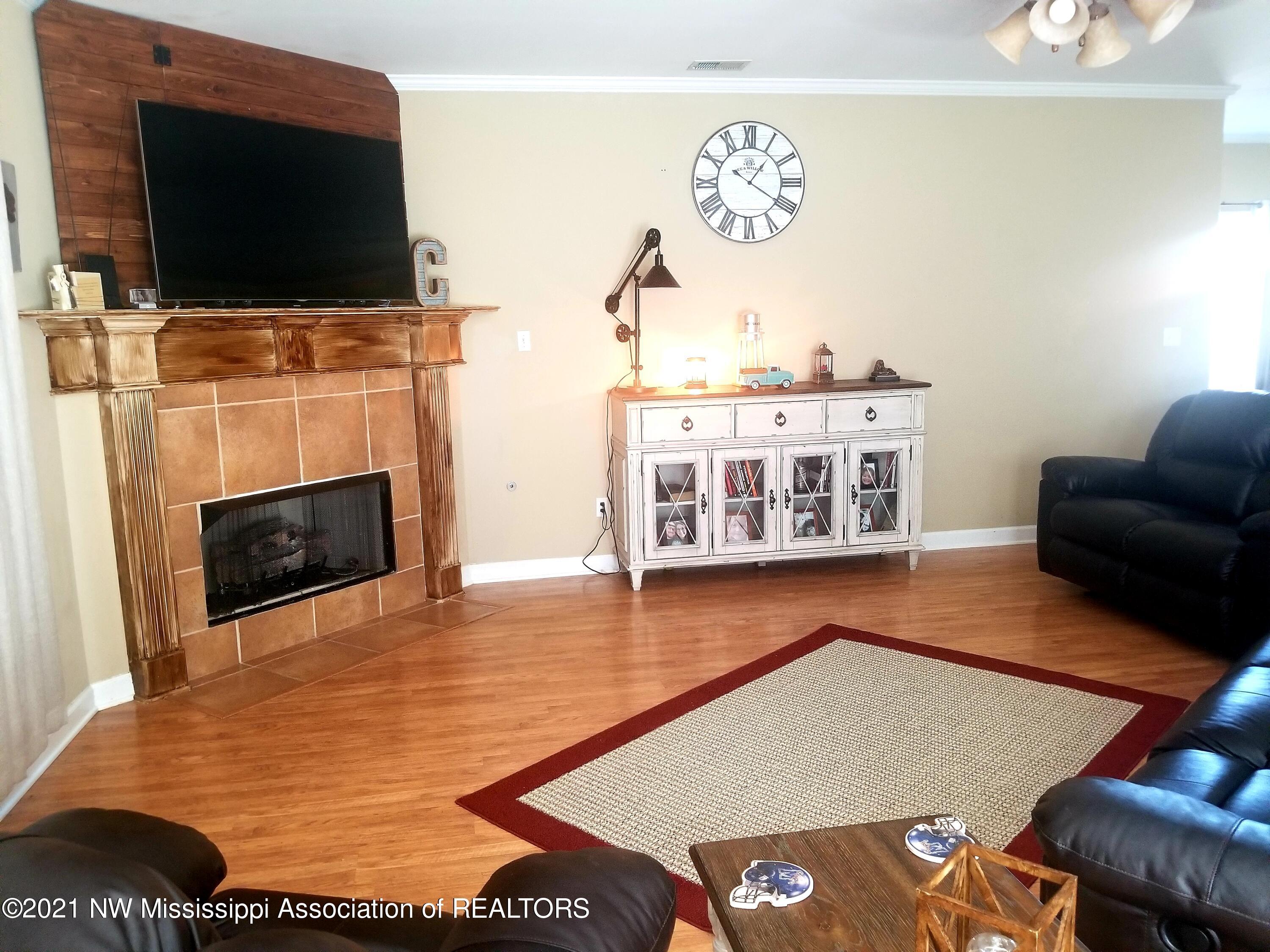 611 Ridge View Drive Hernando, MS 38632 - Photo 12 of 25 FR view of FP