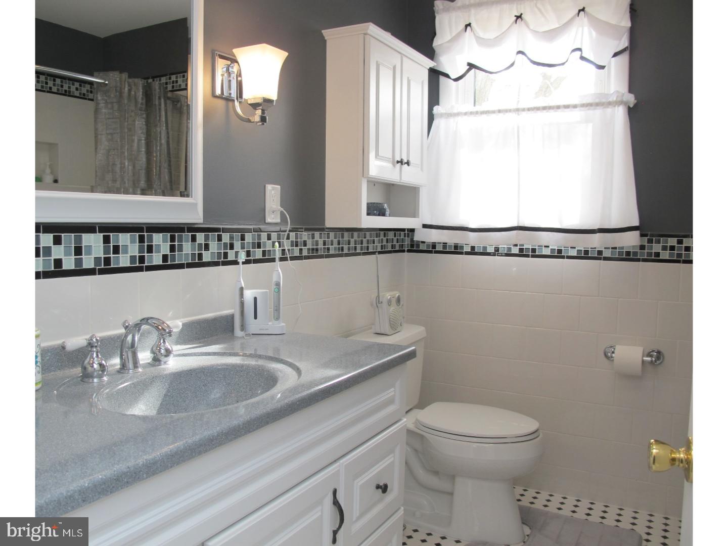 168 Valleybrook Road East Cherry Hill, NJ 08034 - Photo 17 of 22 Bathroom