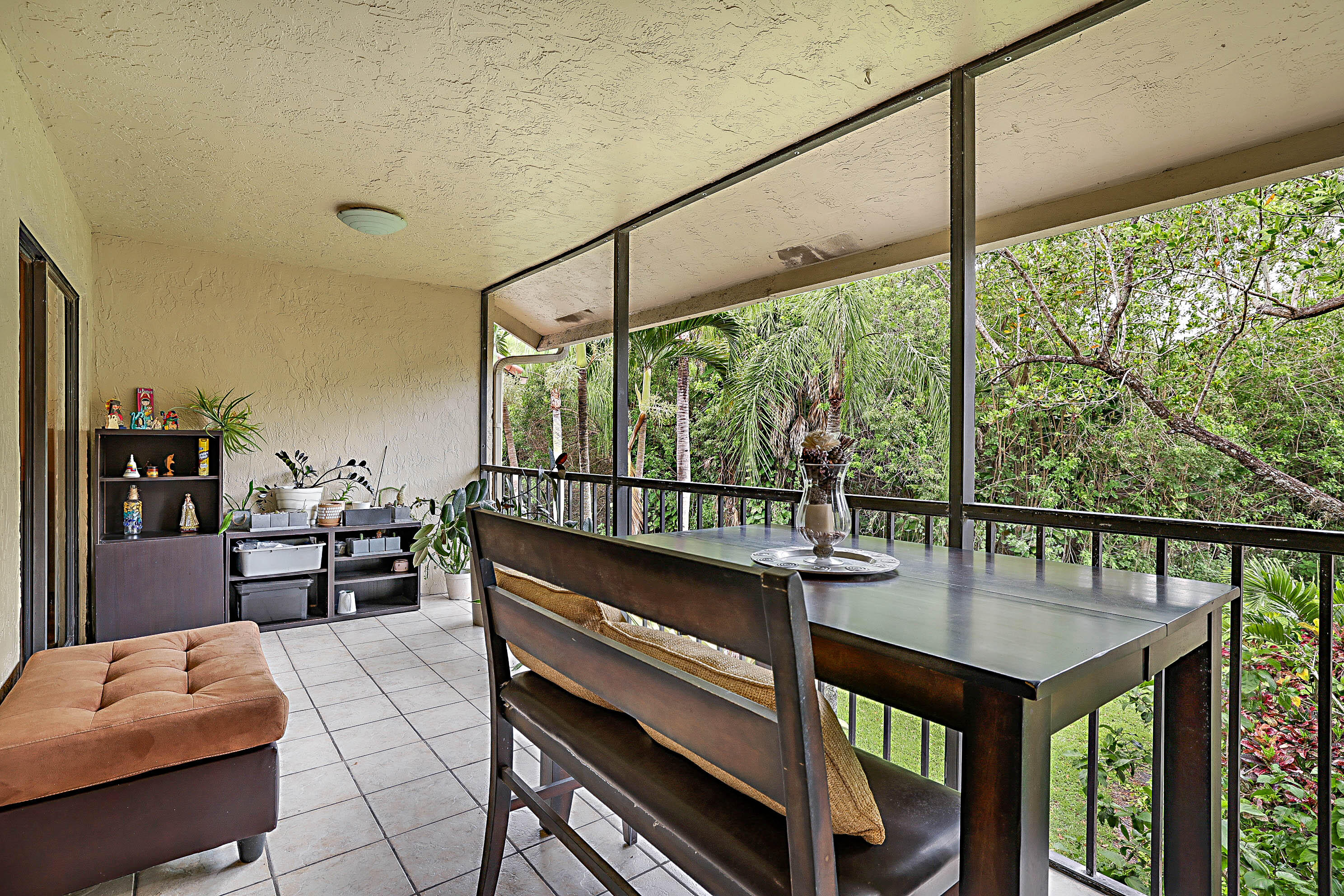 5590 Coach House Circle, Unit H Boca Raton, FL 33486 - Photo 34 of 38 5590 Coach House Circle Unit H -34