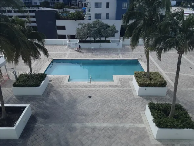 $2,600 | 140 South Dixie Highway, Unit 721, Hollywood, FL 33020