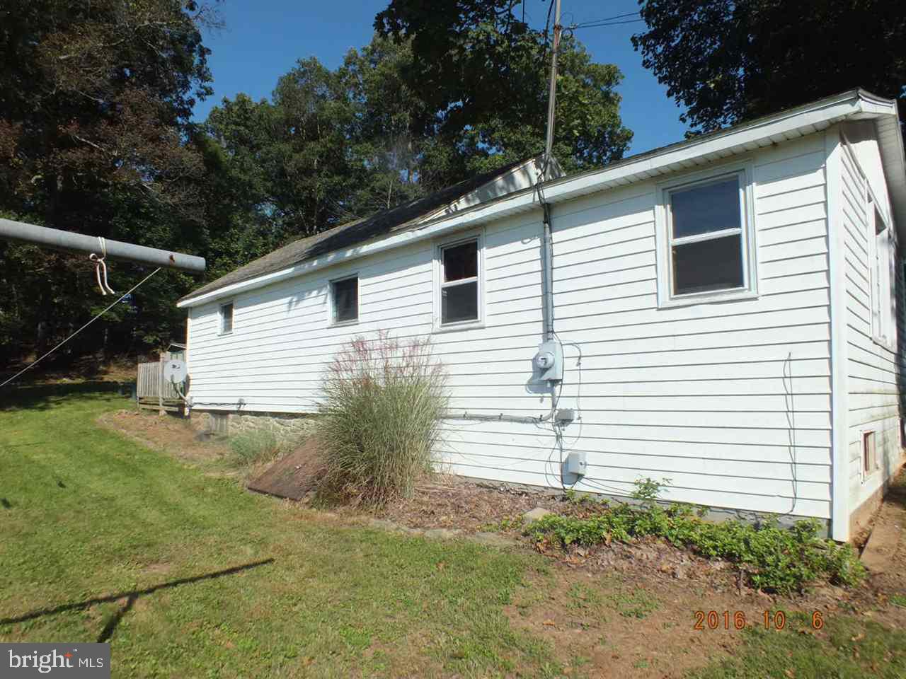 11065 Gipe Road Felton, PA 17322 - Photo 3 of 18 Gallery Image 3