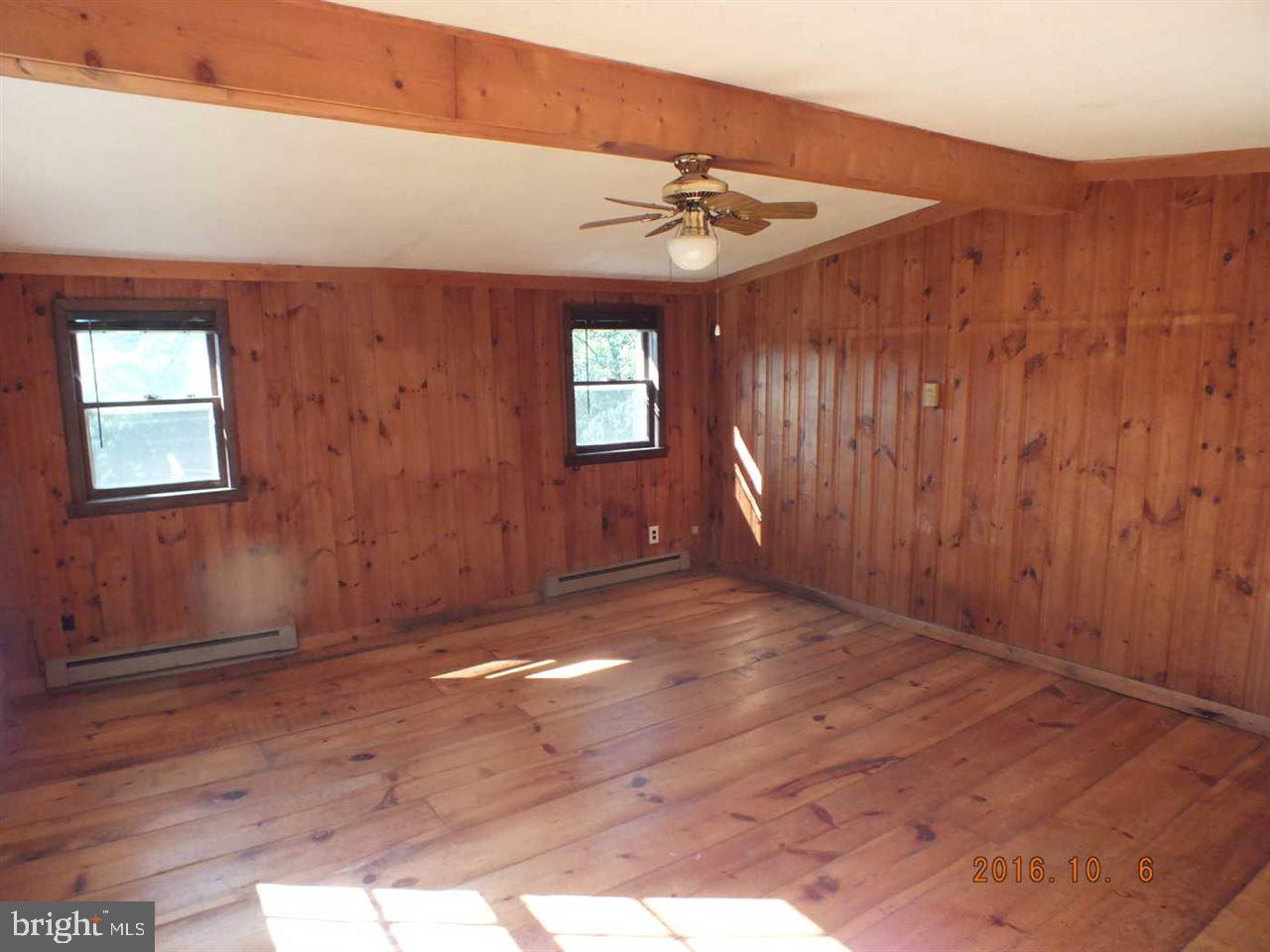 11065 Gipe Road Felton, PA 17322 - Photo 7 of 18 Gallery Image 7