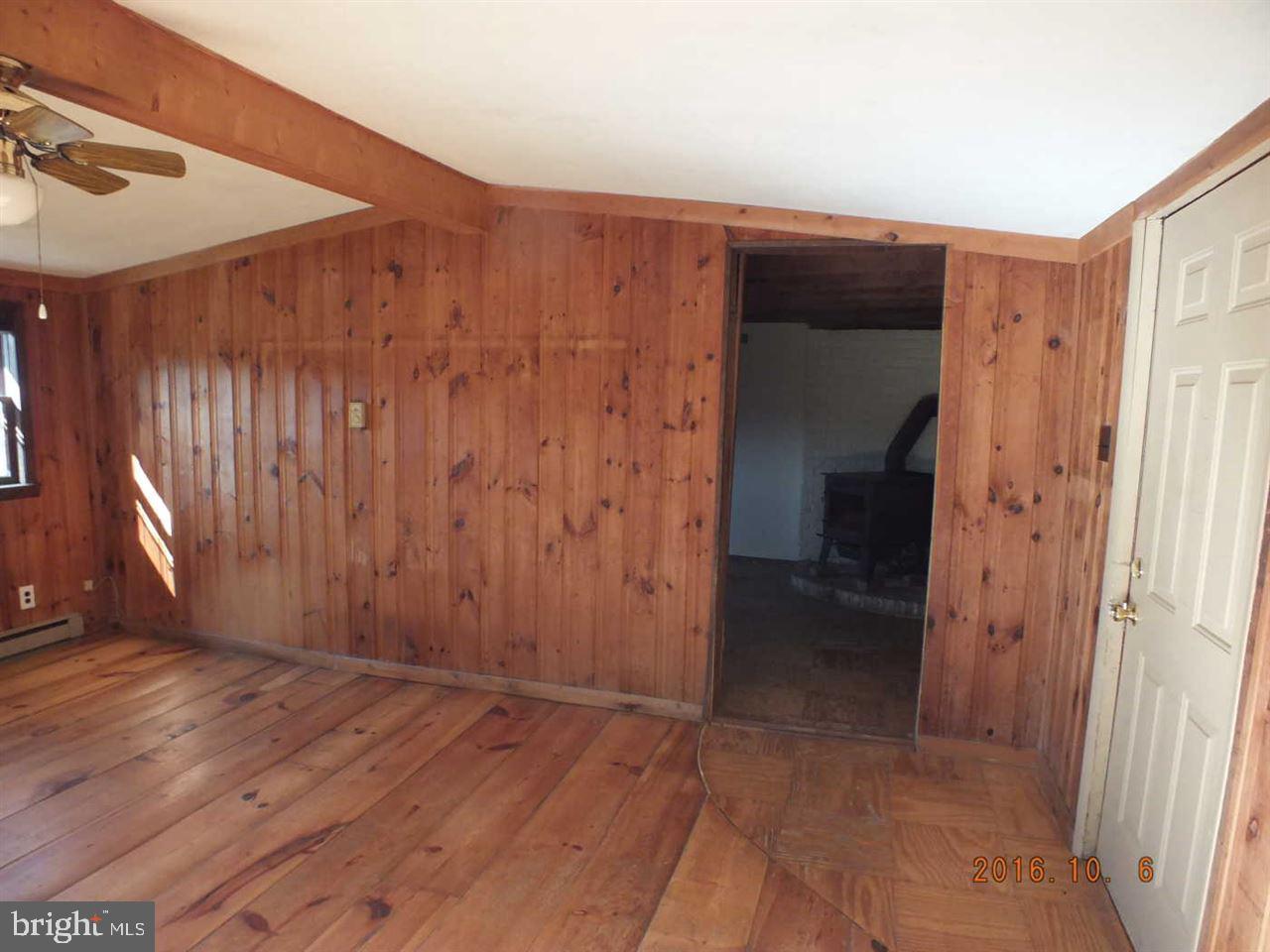 11065 Gipe Road Felton, PA 17322 - Photo 8 of 18 Gallery Image 8