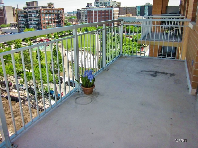 950 West Monroe Street, Unit 701 Chicago, IL 60607 - Photo 13 of 22